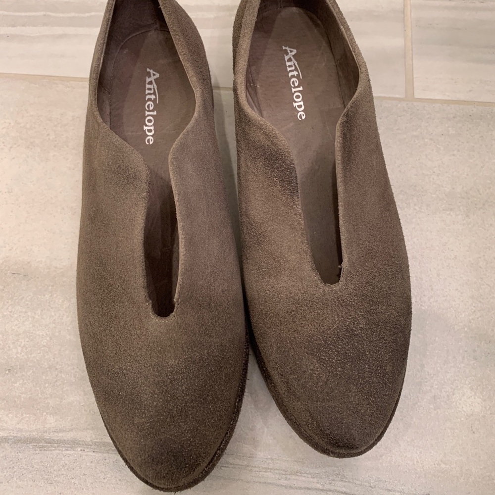 Antelop slide on shoes